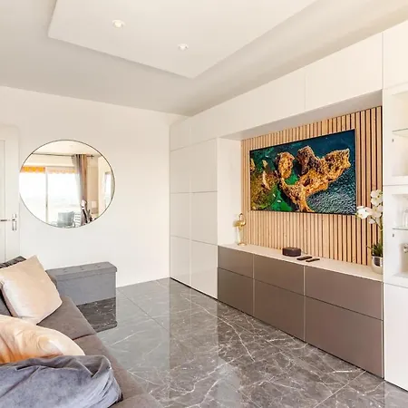 Apartamento Vue Et Montagne Panoramique Niza